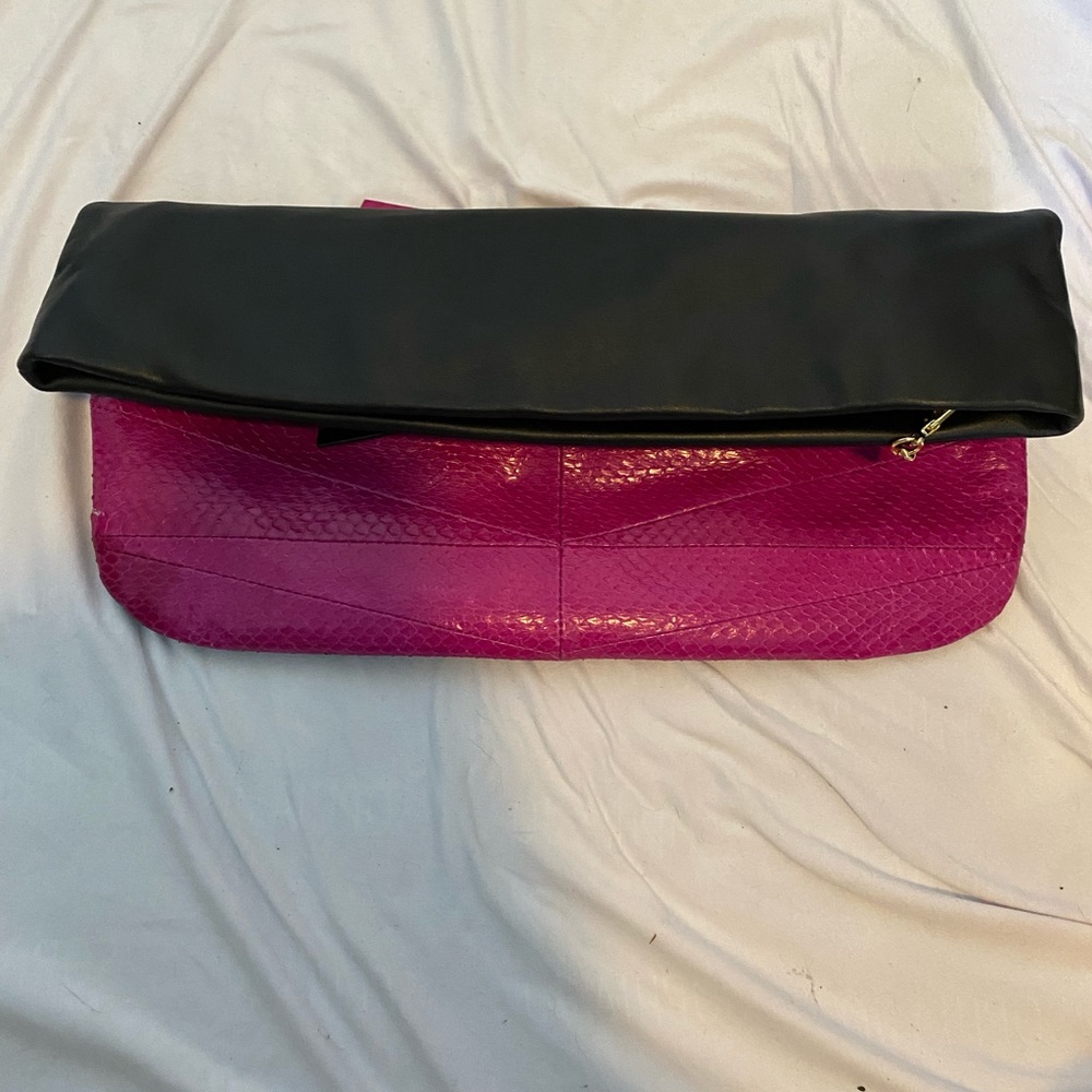 B Brian Atwood folder over clutch